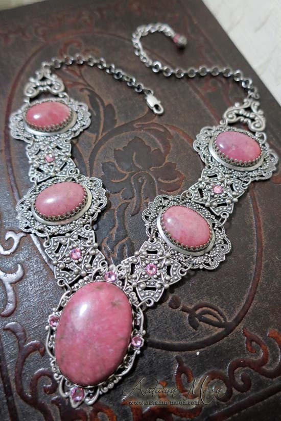 GUINEVERE Statement Necklace