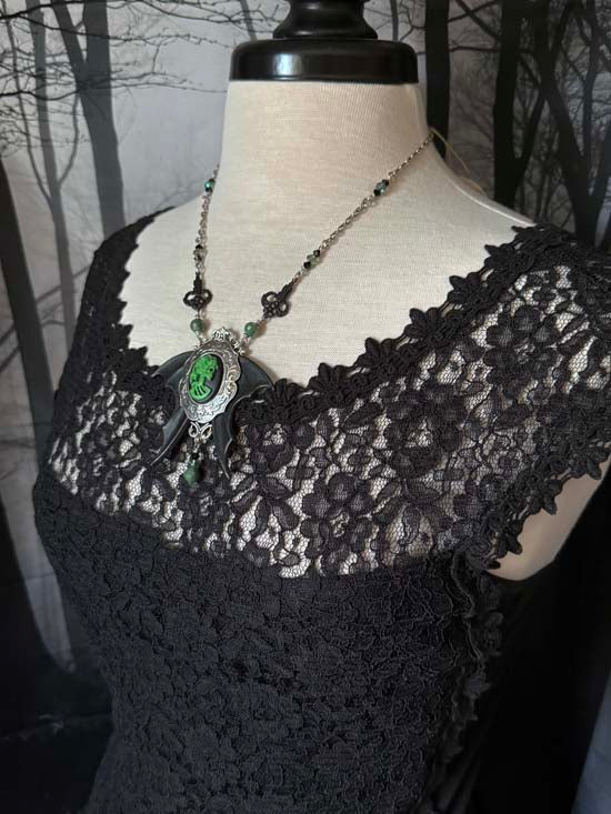 Queen Akasha Necklace - green with antique silver