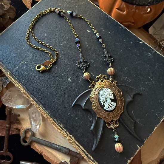 Queen Akasha Necklace - white with antique brass