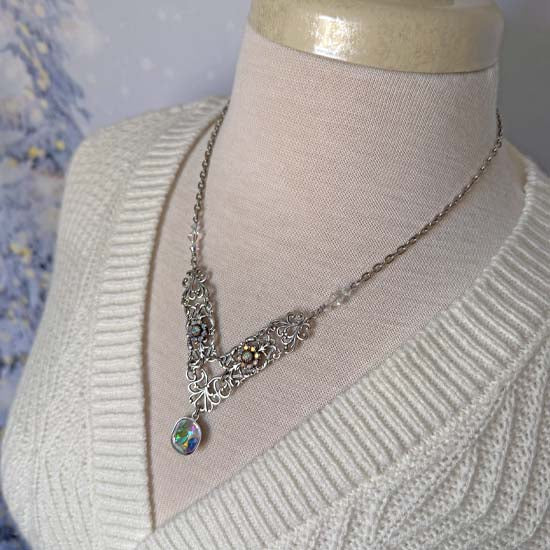 AURORA Regency Romance Necklace