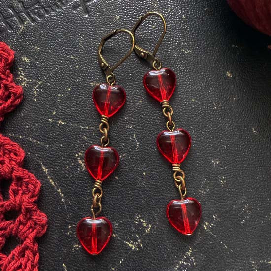 CASCADING HEARTS Earrings - antique brass