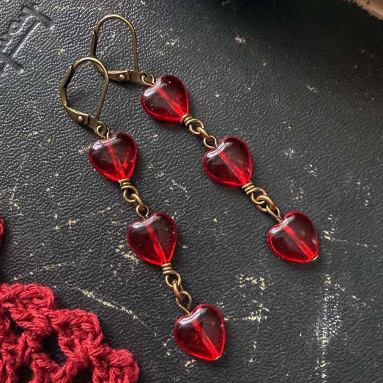 CASCADING HEARTS Earrings - antique brass