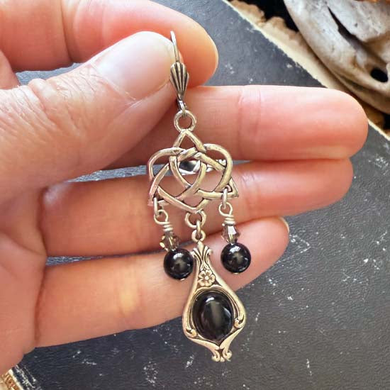 Celtic Dangles Earrings - Onyx