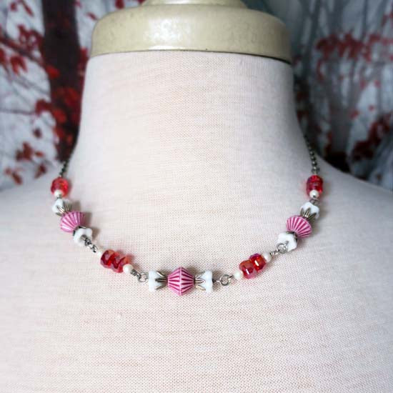 Old Fashioned Candy - Cinnamon - Necklace