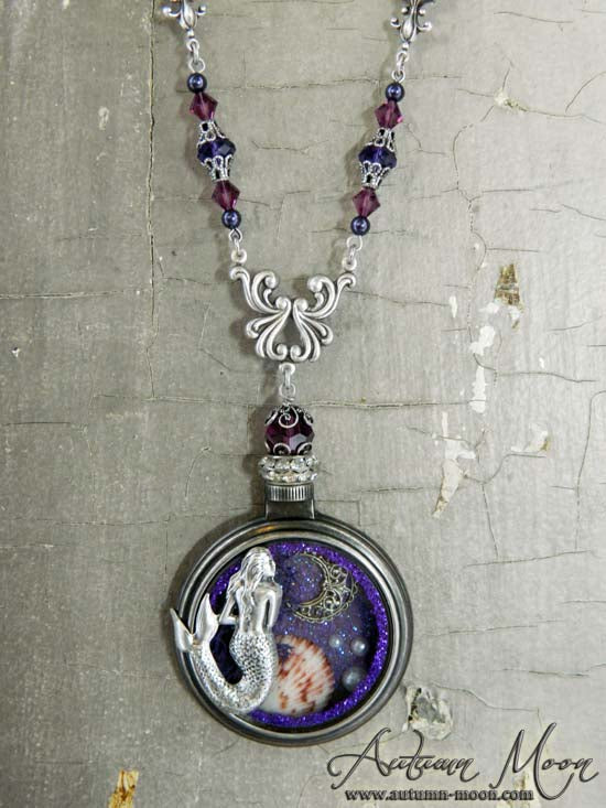 DARK BEACH Necklace