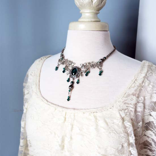 Elven Emerald Necklace - aged silver -