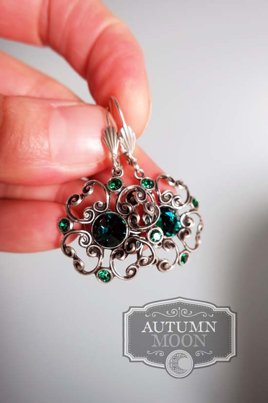 EMERALD ISLE Crystal Clover Earrings