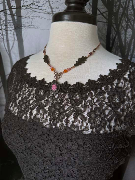 EPHEMERAL HOLLOW Necklace