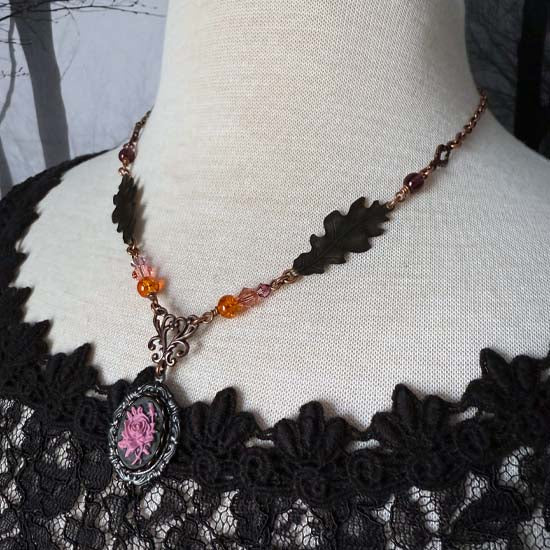 EPHEMERAL HOLLOW Necklace