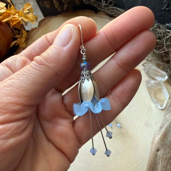 FAERIE HAT Earrings - blue