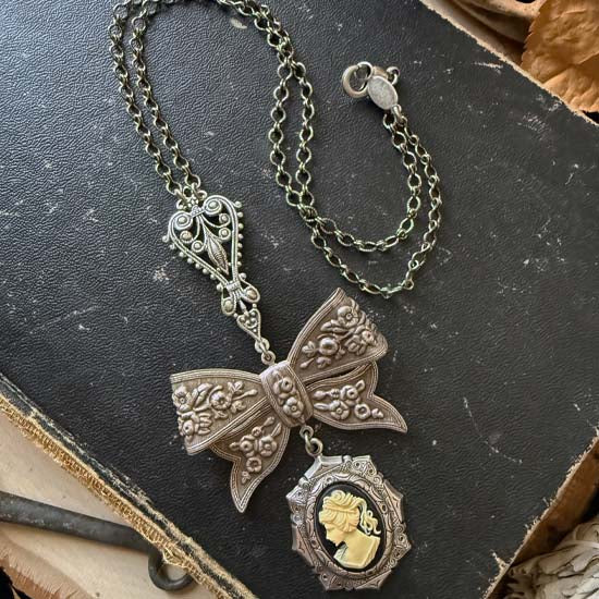 FLORAL BOW Necklace with Maiden cameo - antique silver