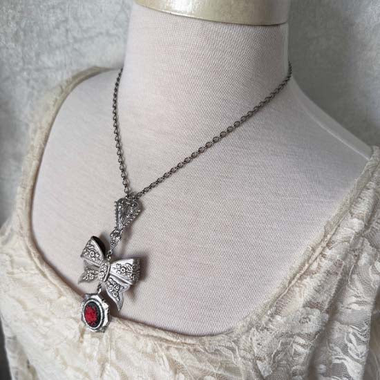 FLORAL BOW Necklace with Red Rose cameo - antique silver