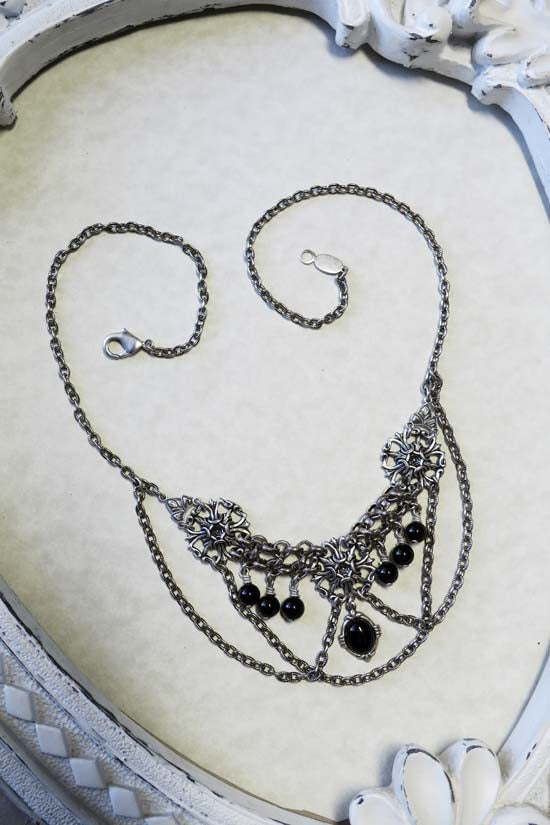 FREYA II - Necklace with Onyx Stones