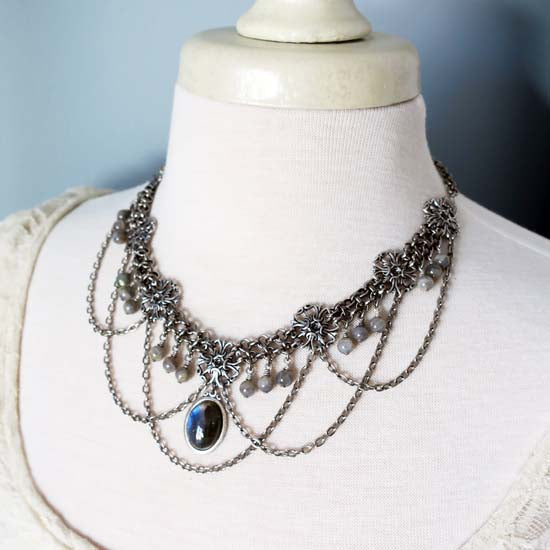 FREYA Statement Necklace with Labradorite Stones
