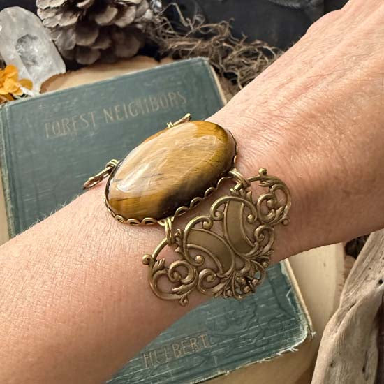 GEMSTONE STATEMENT Bracelet - antique brass w/Tiger Eye