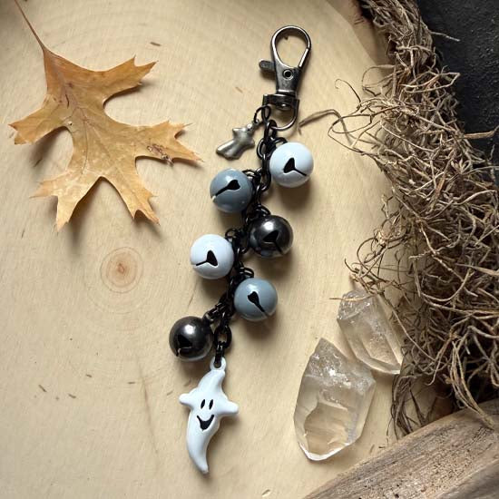 GARB CHARM - Ghost