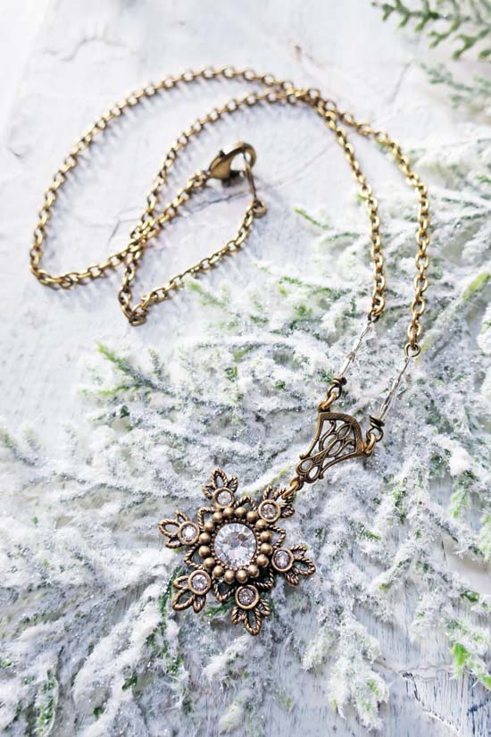 Flurries Collection - Glistening Snow Necklace - Aged Brass