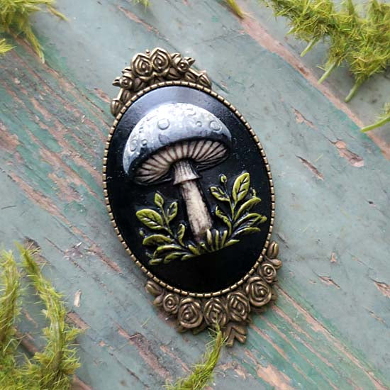 INKY CAP Mushroom Brooch (brass)