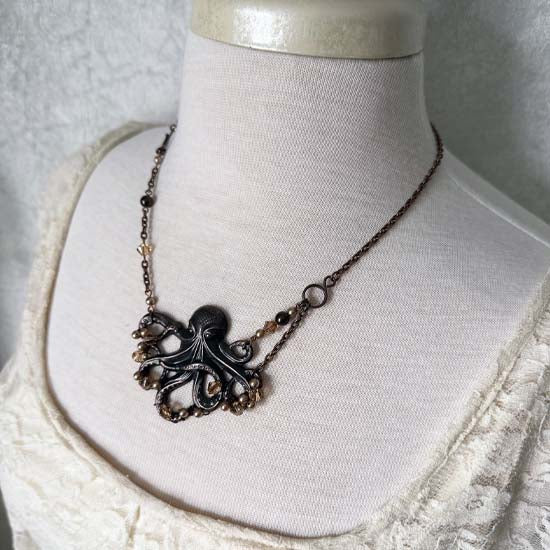 KRYSTAL KRAKEN Necklace - Mocha