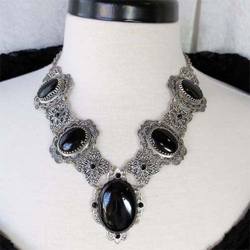 Lady Raven Statement Necklace