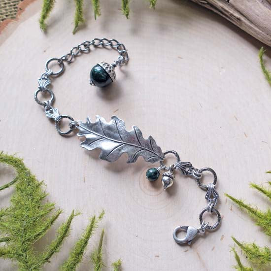 Oak + Acorn *May/Emerald* - bracelet