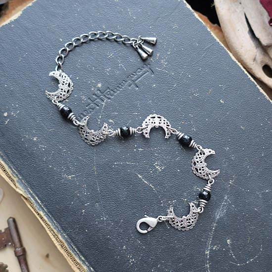 MOON MAIDEN Bracelet - silver with Onyx