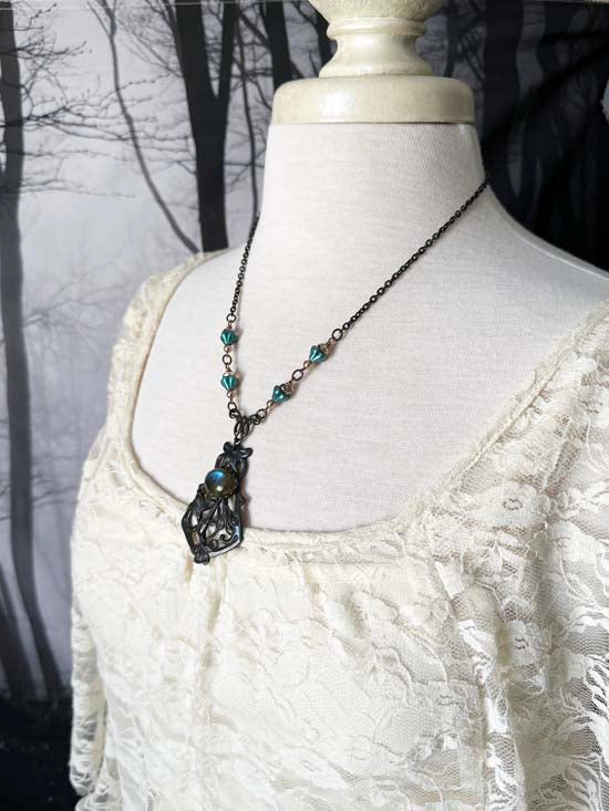 MORNING GLORIES Necklace