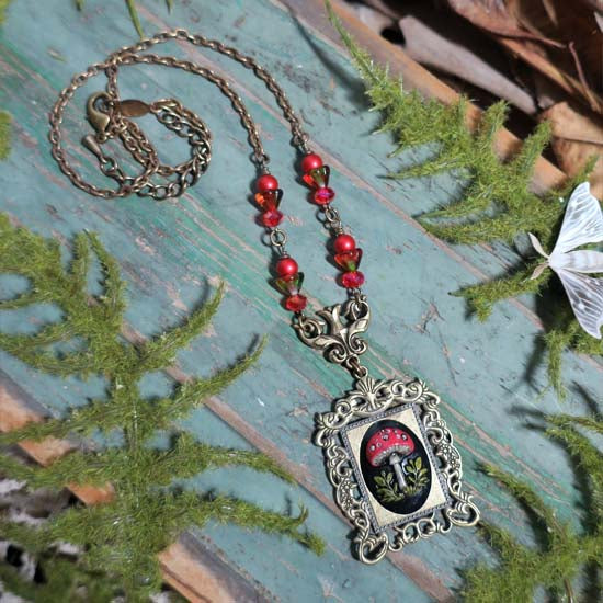 AMANITA MUSCARIA Mushroom Necklace (brass)