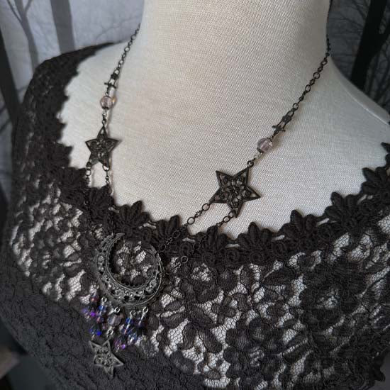 NIGHT MAGIC Necklace