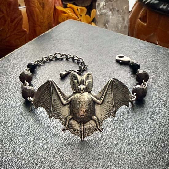 NOCTURNE Bracelet - antique silver w/Dragon's Blood