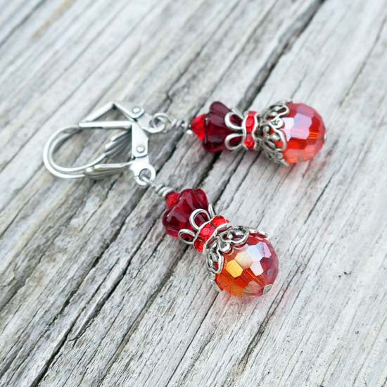 PHOENIX Shimmer Earrings - aged silver