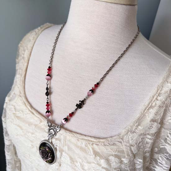 ROSE GARDEN Necklace