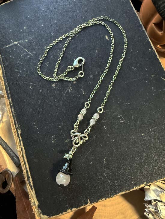 ROSE QUARTZ WITCH Necklace
