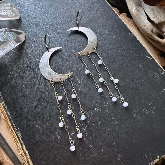 SILVER MOON GODDESS Earrings - antiqued - rainbow moonstone