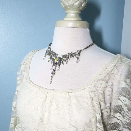 Sparkle Pixie Necklace - aged silver -