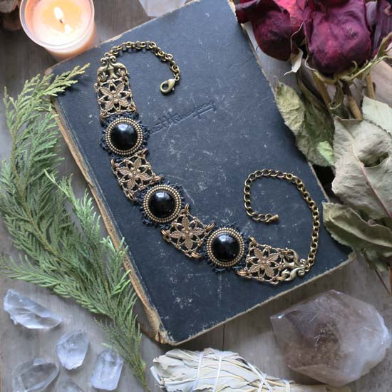 SPELLBINDING - Choker Style Necklace with Onyx