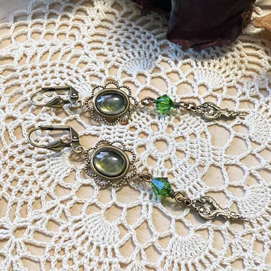 THEODORA Earrings - brass with green