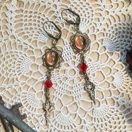 THEODORA Earrings - brass with red