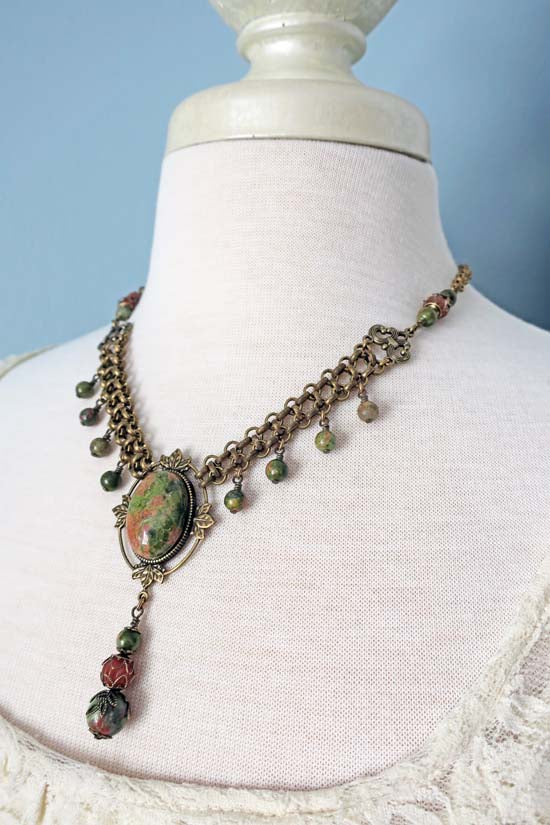 THE VISIONARY Statement Necklace with Unakite Stones