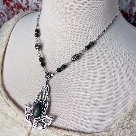 THOR'S HAMMER Necklace - Serpentine