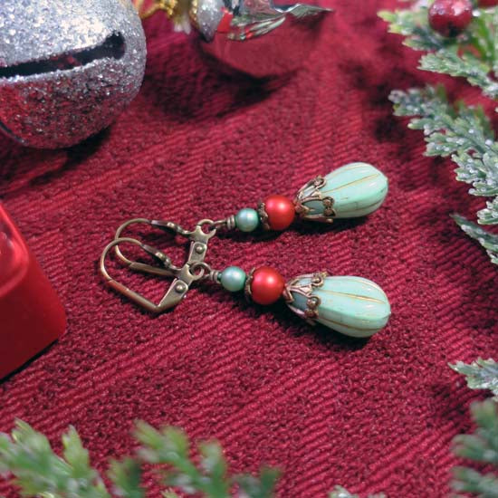 A Vintage Christmas - Earrings