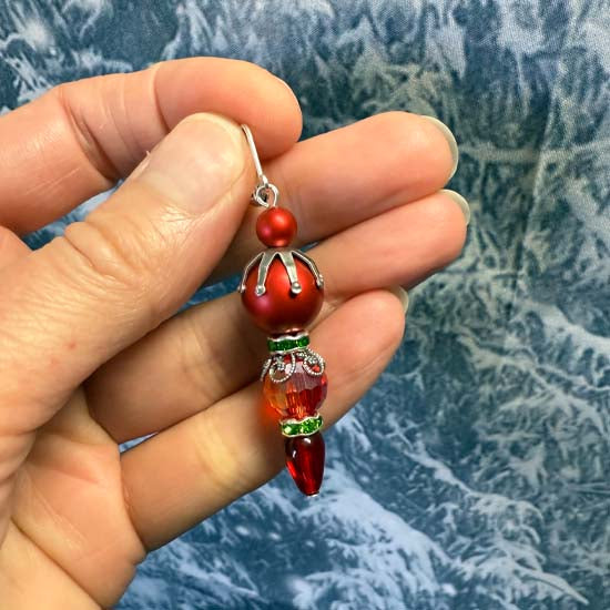 VINTAGE ORNAMENT Earrings - red with silver