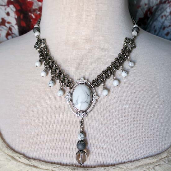 THE VISIONARY Statement Necklace with White Howlite Stones