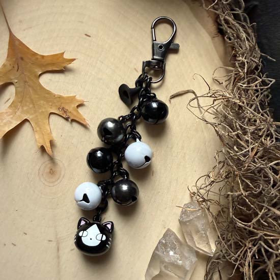 GARB CHARM - Witch's Familiar