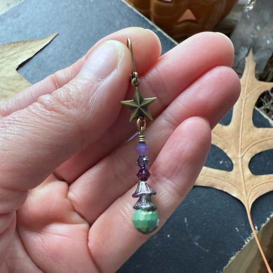 WITCH STAR earrings - antique brass