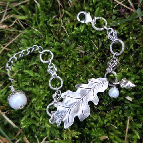 Frosted Oak Bracelet - aged silver -