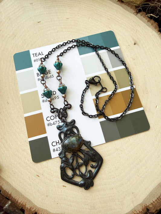 MORNING GLORIES Necklace