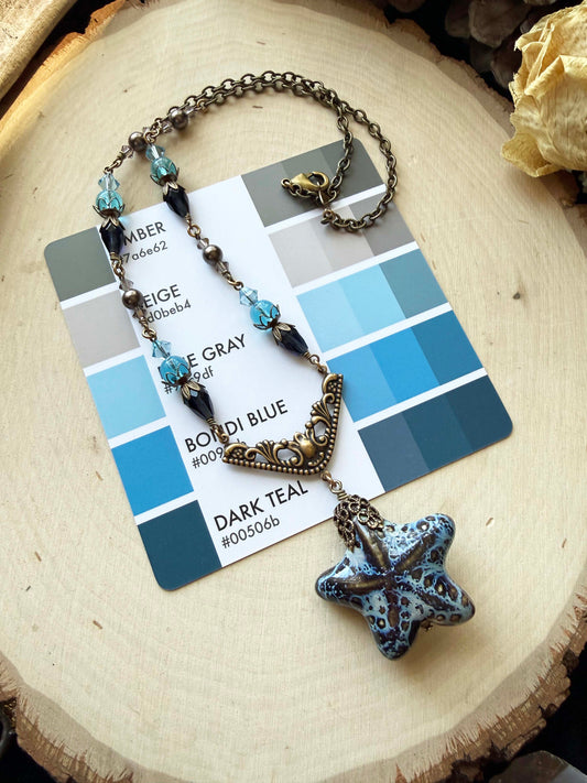 TRANQUIL SEAS Necklace