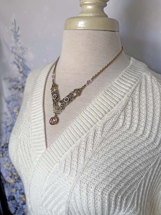 AMELIA Regency Romance Necklace