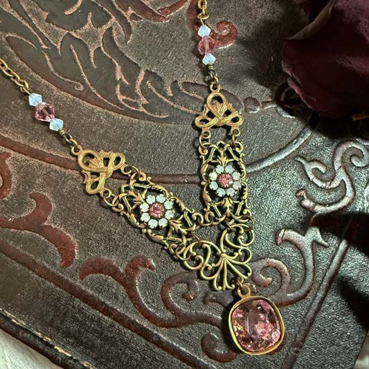 AMELIA Regency Romance Necklace